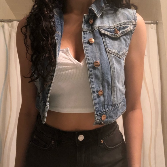 Cropped jean jacket - Picture 2 of 6